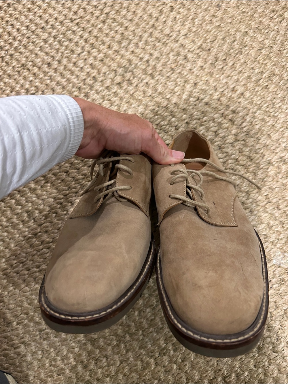 Johnston & Murphy Light Tan Suede Chukka Boots